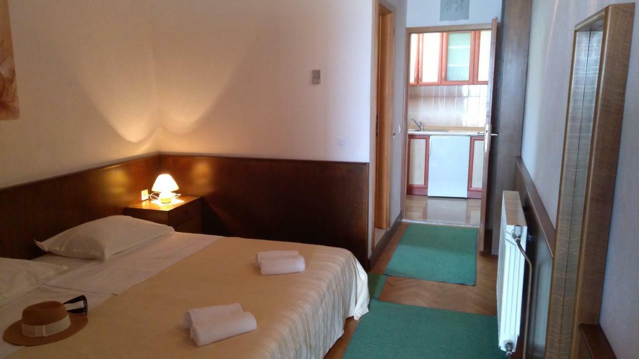 Hotel House Nede Medic à Brela Extérieur photo